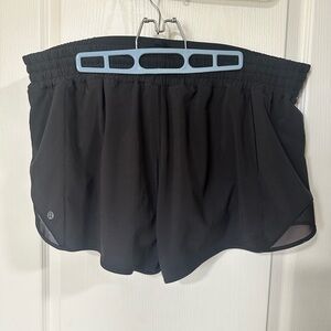 Lululemon hotty hot shorts